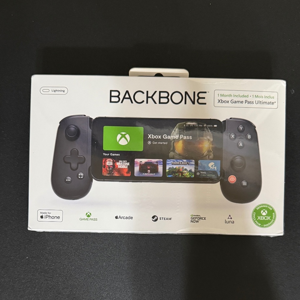 BACKBONE One Mobile Gaming Controller (Lightning) Xbox Sealed in Box
